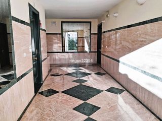 Piso en venta en Puerto Banús en Marbella