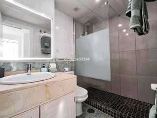 Piso en venta en Puerto Banús en Marbella