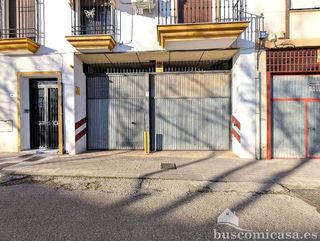 Garaje en venta en Linares