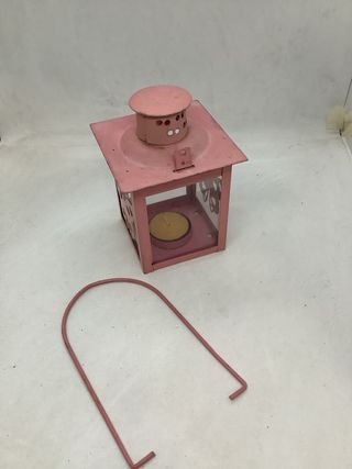 Lanterna vintage rosa con farfalla