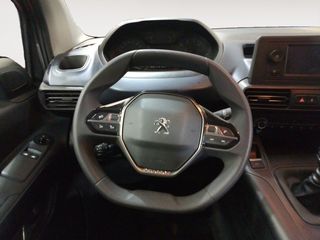 Peugeot Rifter Allure Business Standard