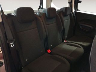 Peugeot Rifter Allure Business Standard