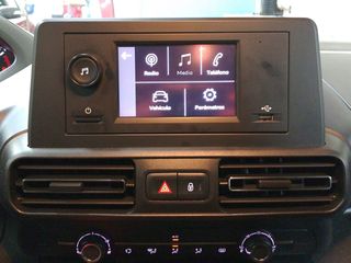 Peugeot Rifter Allure Business Standard