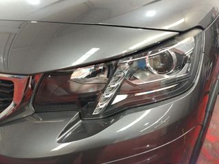 Peugeot Rifter Allure Business Standard