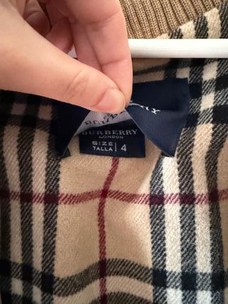 Chaqueta Burberry Beige Talla L