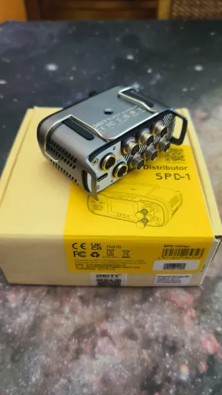 Deity SPD-1, Distribuidor de Alimentación