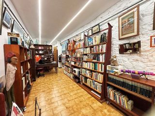 Local comercial en venta en Casco Histórico en Santiago de Compostela