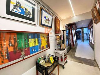 Local comercial en venta en Casco Histórico en Santiago de Compostela