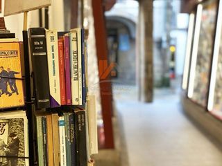 Local comercial en venta en Casco Histórico en Santiago de Compostela
