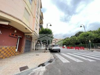 Local comercial en venta en L'Alquenència en Alzira