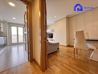 Piso en venta en Milán - Pumarín - Teatinos en Oviedo
