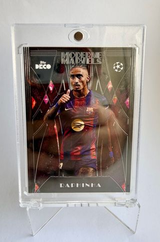 Carta Raphinha Modern Marvels Topps Deco FCB