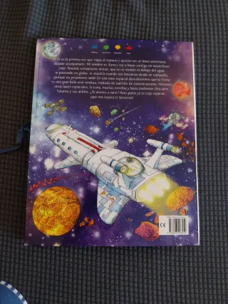 Libro pop up El Universo