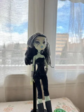 Muñeca Monster High Frankie Stein