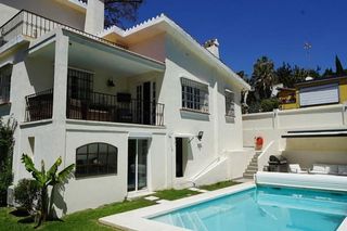 Casa en alquiler en Nueva Andalucía centro en Marbella