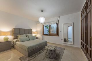 Chalet en alquiler en Nueva Andalucía centro en Marbella