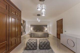 Chalet en alquiler en Nueva Andalucía centro en Marbella