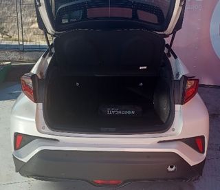 Toyota C-HR 2021 SOLO 45.000 KMS