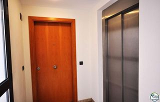 Piso en venta en Salatar en Roses