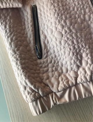 Cazadora bomber polipiel rosa