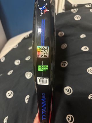 Pala de pádel StarVie Titania