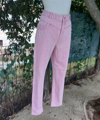 Vaqueros Mom Rosa Bershka Talla M