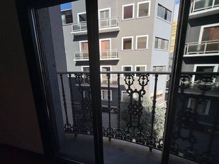 Piso en alquiler en Santa Catalina - Canteras en Palmas de Gran Canaria(Las)