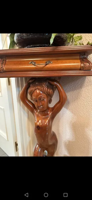 Mesita auxiliar esquinera de madera