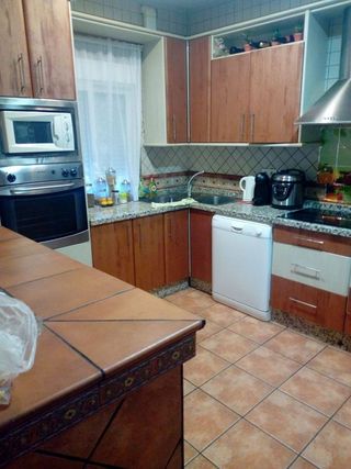 Casa adosada en venta en Ctra. Circunvalación - La Magdalena en Jaén