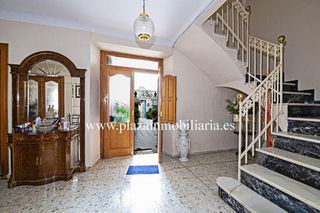 Chalet en venta en Lucena