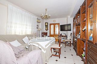 Chalet en venta en Lucena