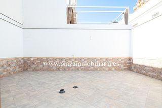 Casa en venta en Lucena