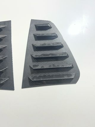 Cubiertas Ventana Trasera MK7/7.5 Carbono