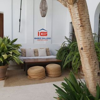 Casa adosada en venta en Centro-Calzada-Cabo Noval en Sanlúcar de Barrameda