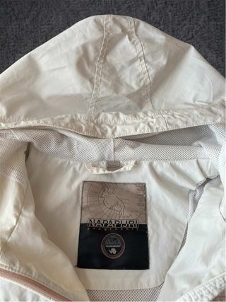 Chaqueta Ligera Napapijri con Capucha