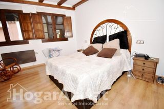 Casa adosada en venta en Centro en Chiva
