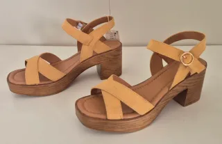 Sandalias Merkel Cuña Madera Beige Marrón