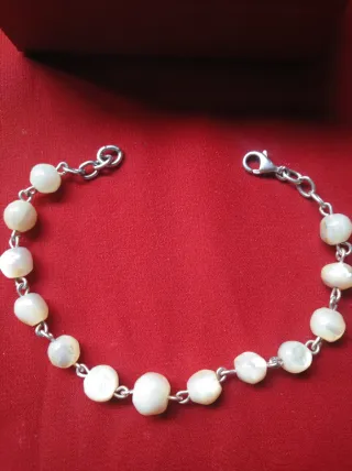 Pulsera de perlas y plata