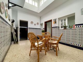 Chalet en venta en Núcleo Urbano en Chiclana de la Frontera