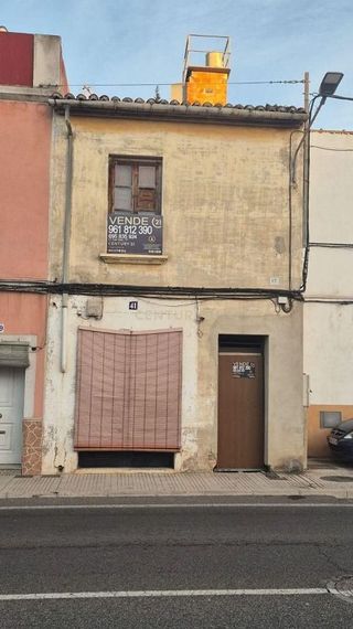 Chalet en venta en L'Alquenència en Alzira