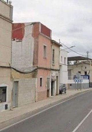 Chalet en venta en L'Alquenència en Alzira