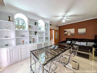 Chalet en venta en Linares