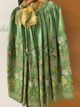 Falda Fallera Verde con Flores