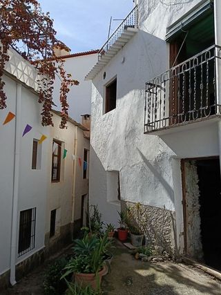 Casa adosada en venta en Válor