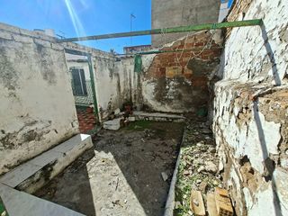 Casa adosada en venta en Alcalá del Río