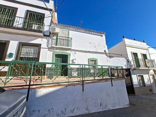 Casa adosada en venta en Alcalá del Río