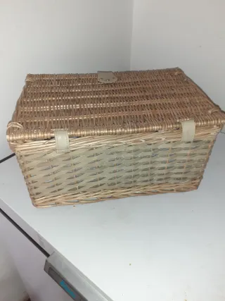 Cassetta picnic in vimini