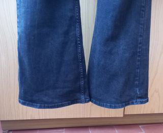 Vaqueros Flare Mujer Bershka Talla M