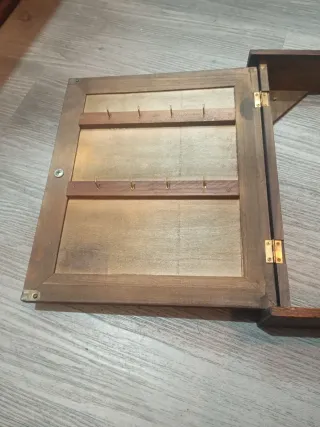 Mueble Tapa Contadores Madera y Mimbre