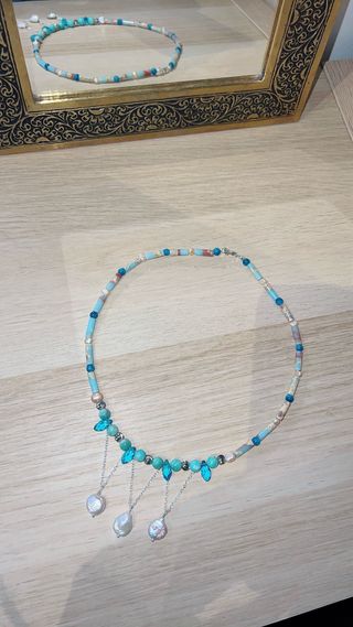 Collar elegante piedras y perlas naturales